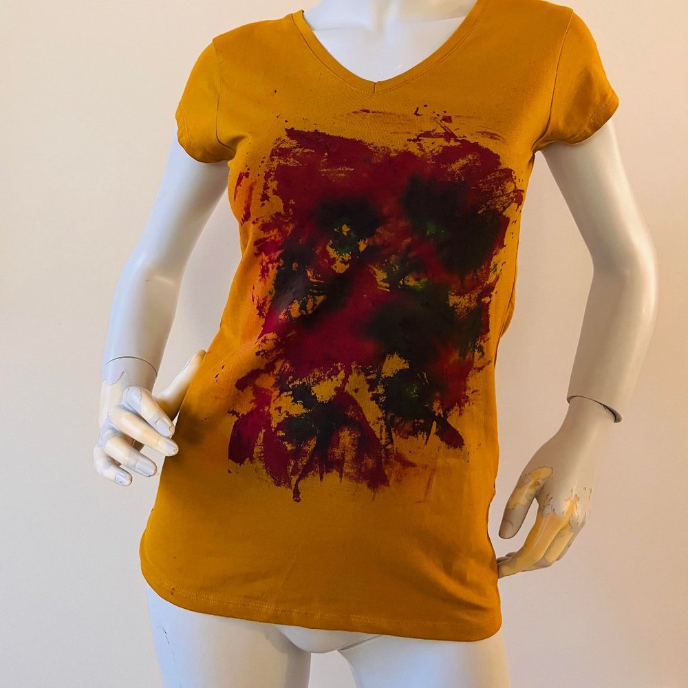 Hand painted Tshirt (Amisu)